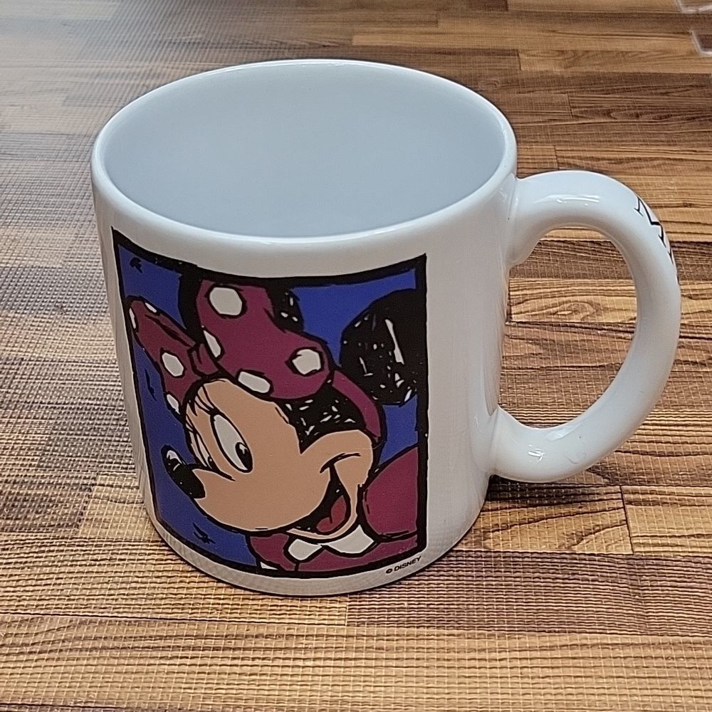 Disney Minnie Mouse Mug - Picture 3 of 9